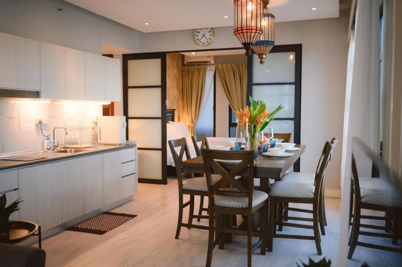Petronella Suites Apartment @ Jesselton Quay Кота-Кінабалу Екстер'єр фото